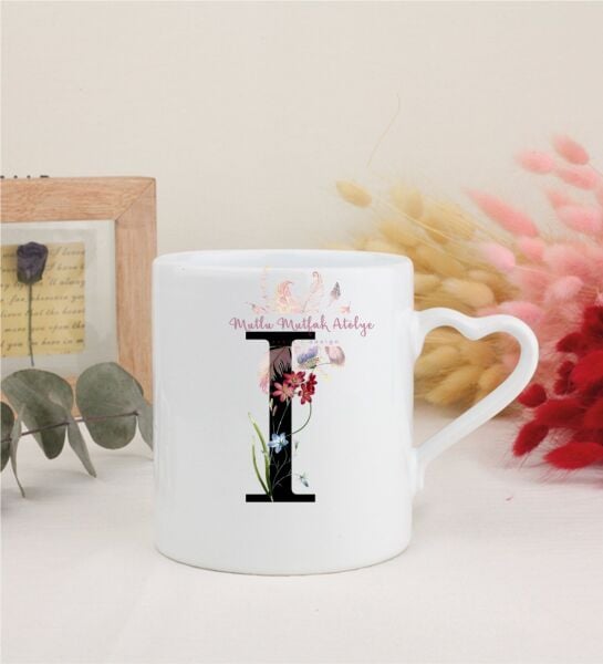 I Harfi Çiçek Desenli Beyaz Kalpli Kupa Bardak