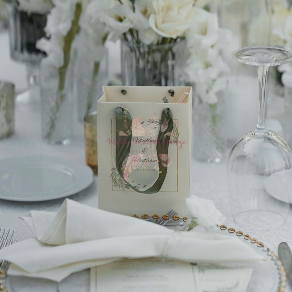 Çiçek Desenli Düğün Nişan Hediyeliği Baskılı Çanta