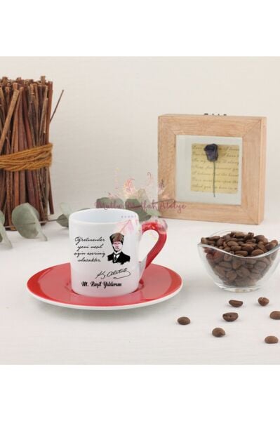 Kişiye Özel Öğretmenler Günü Hediyesi Atatürk ve İsimli Desenli Kırmızı Türk Kahvesi Fincanı