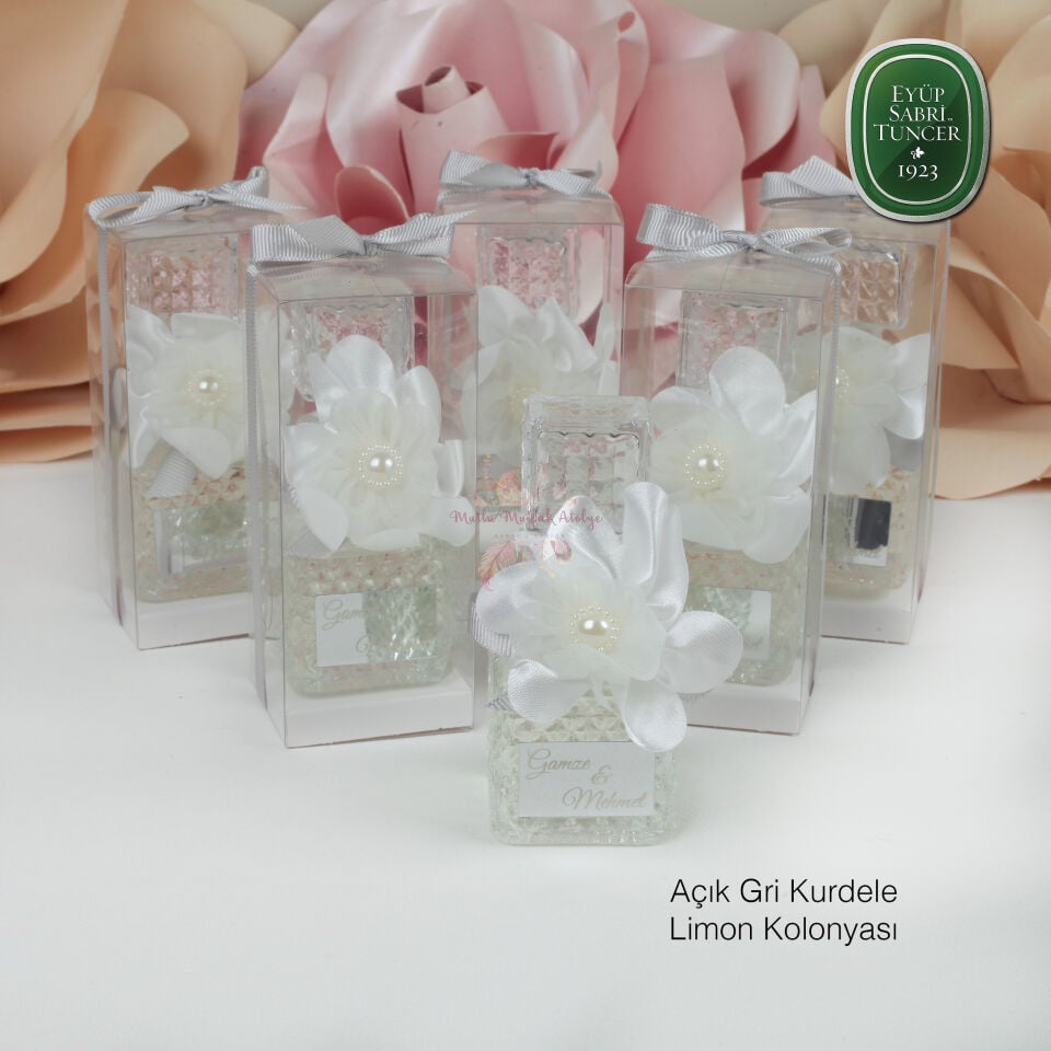 Kutulu Kristal Şişeli Çiçek Süslemeli Hediyelik Eyüp Sabri Tuncer Kolonya