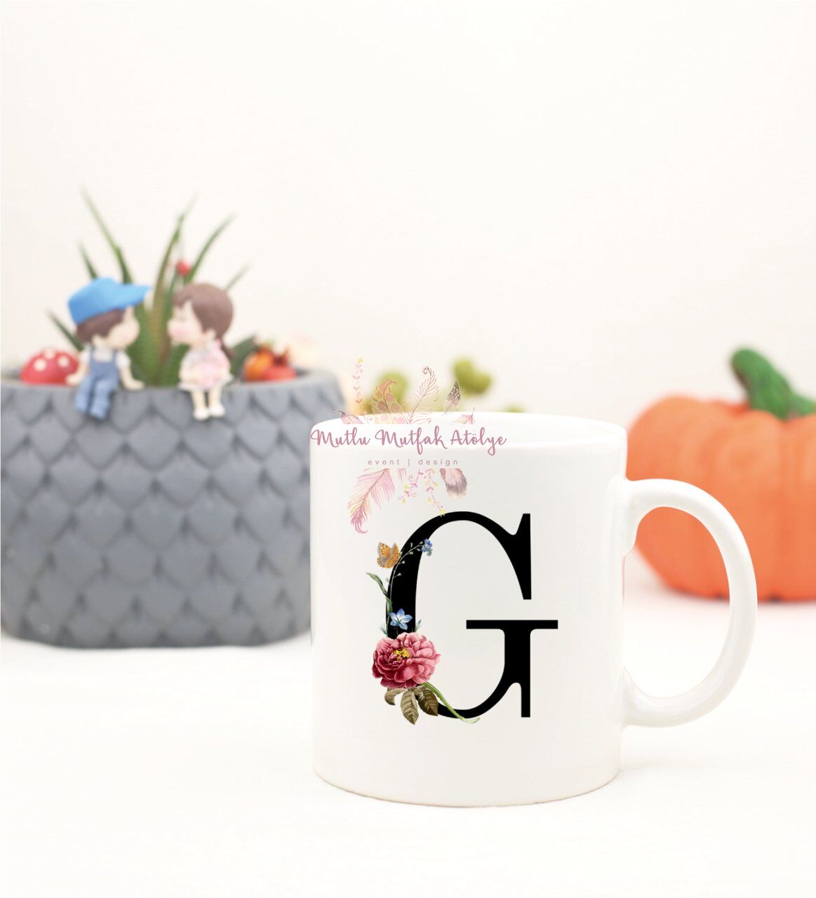 F Harfi Çiçek Desenli Kupa Bardak