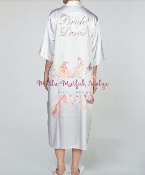 İsim Nakışlı Uzun Sabahlık