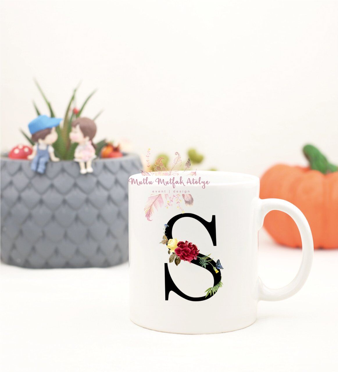 S Harfi Çiçek Desenli Kupa Bardak