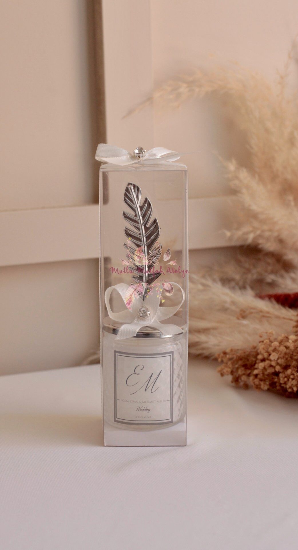Kristal Kutulu Mum Kuş Tüyü Figürlü