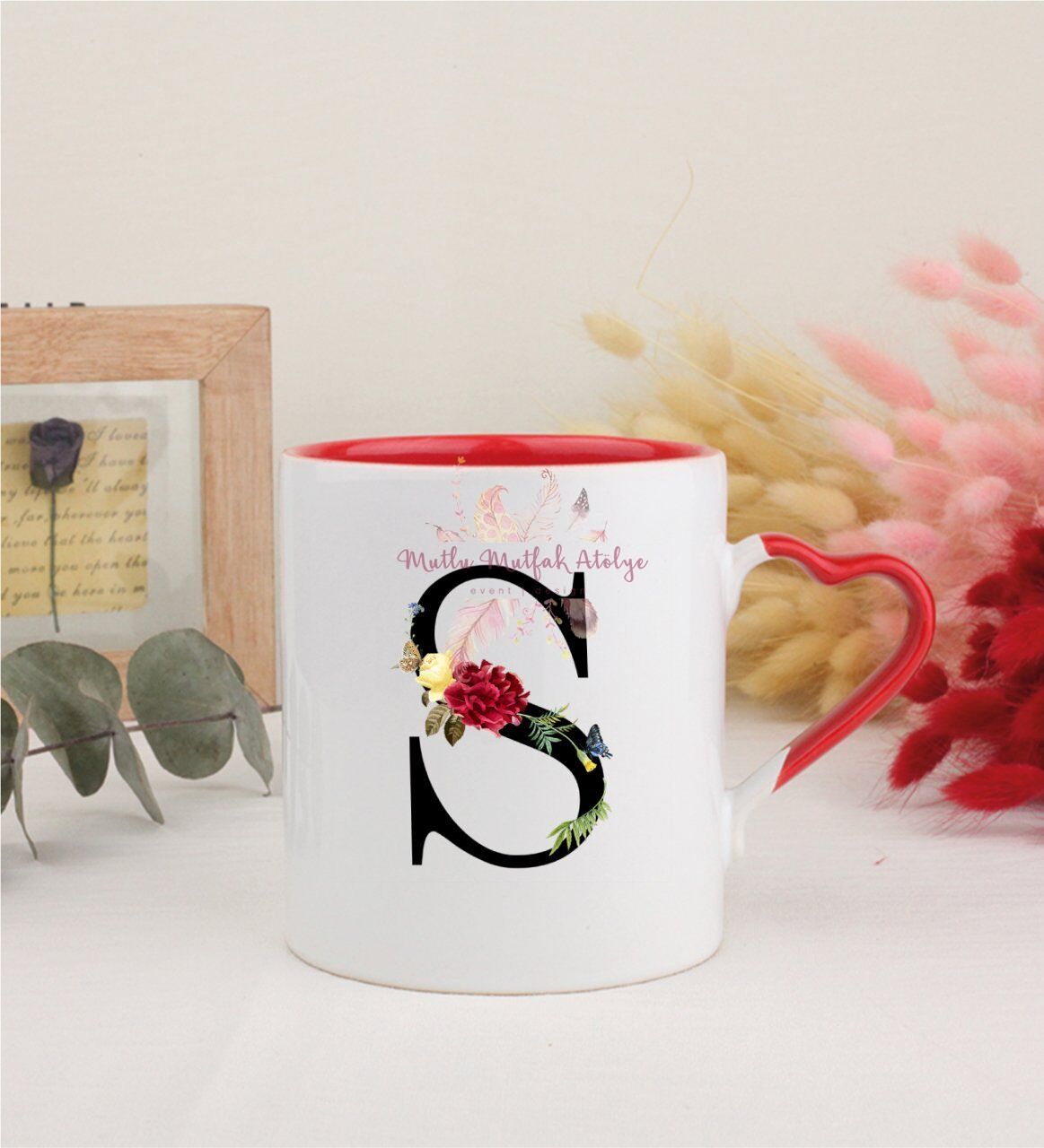 S Harfi Çiçek Desenli Kırmızı Kalpli Kupa Bardak