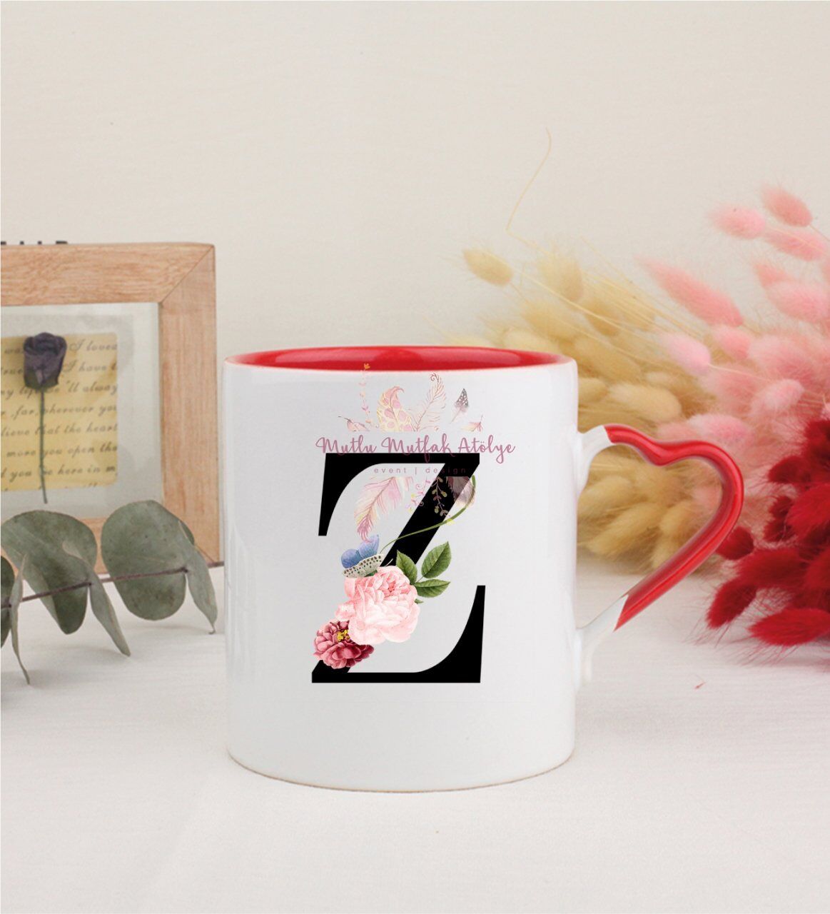 Z Harfi Çiçek Desenli Kırmızı Kalpli Kupa Bardak