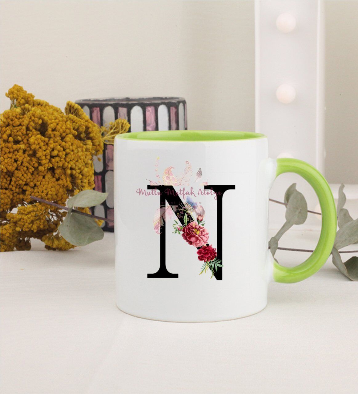 N Harfi Çiçek Desenli Yeşil Kupa Bardak