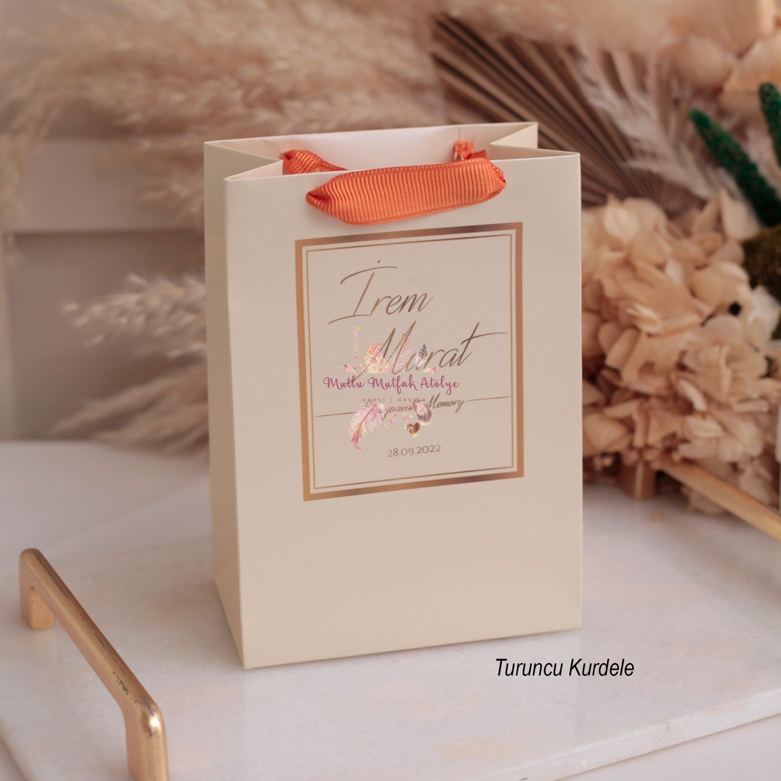 Baskılı Hediyelik Karton Çanta