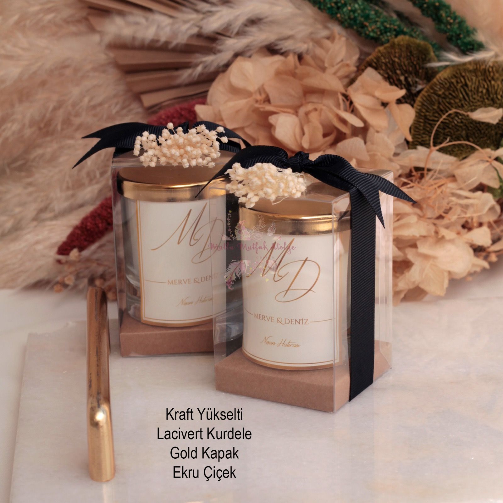 Hediyelik Çiçekli Kutulu Kapaklı Yükseltili Mum