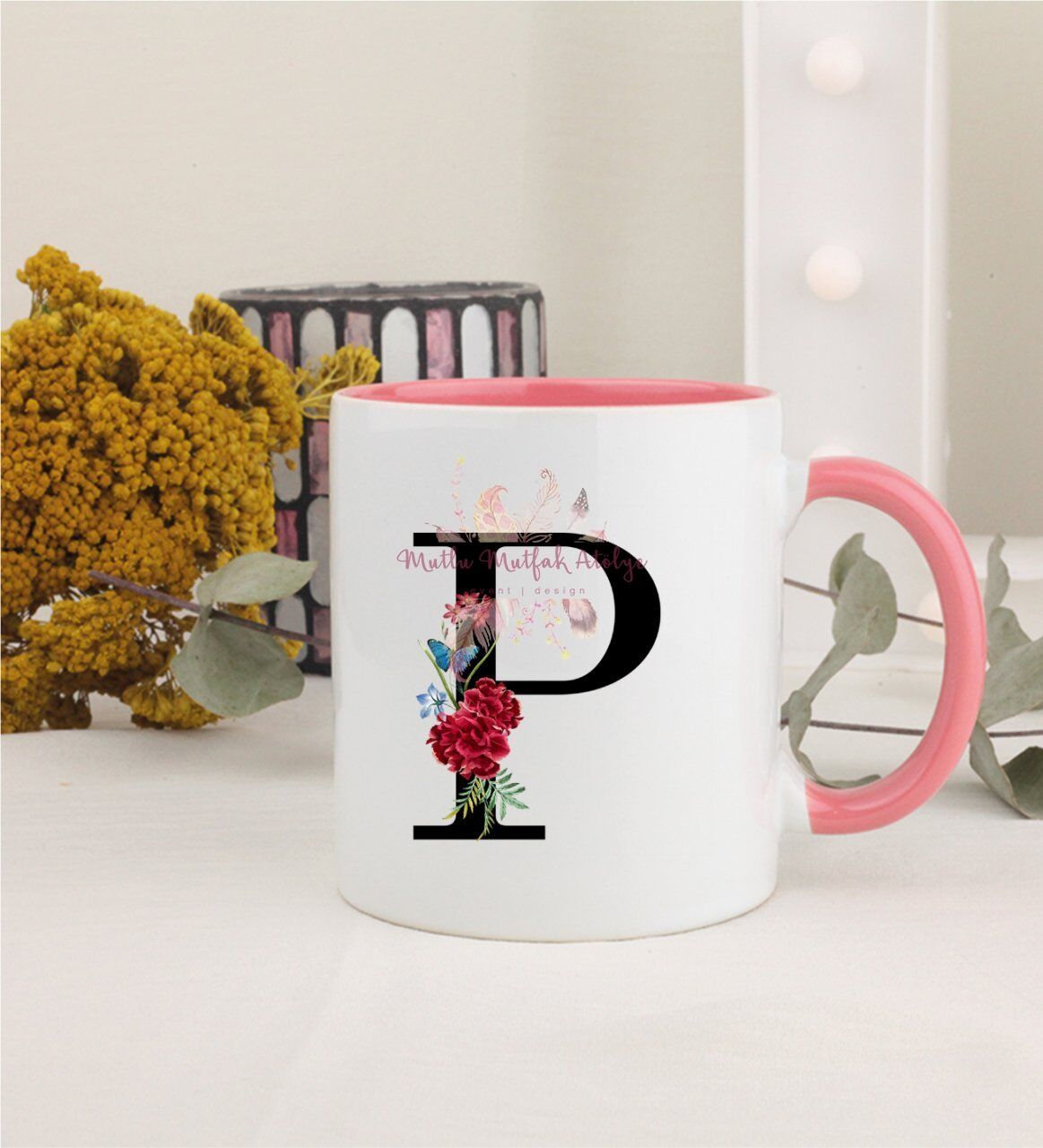 P Harfi Çiçek Desenli Pembe Kupa Bardak