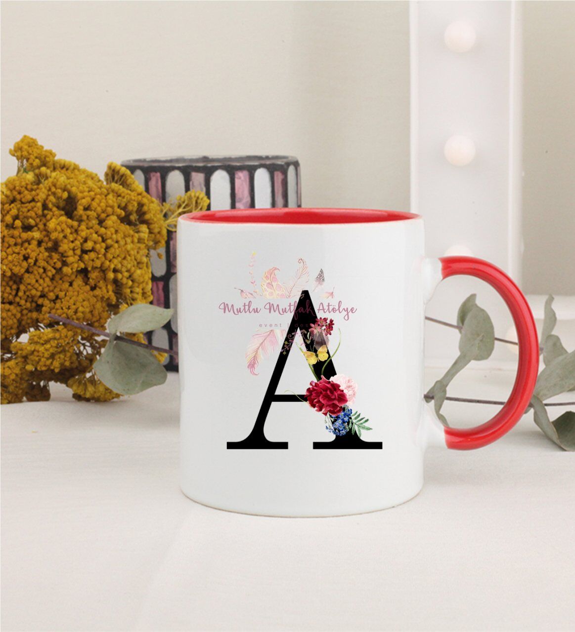 A Harfi Çiçek DesenliKırmızı Kupa Bardak