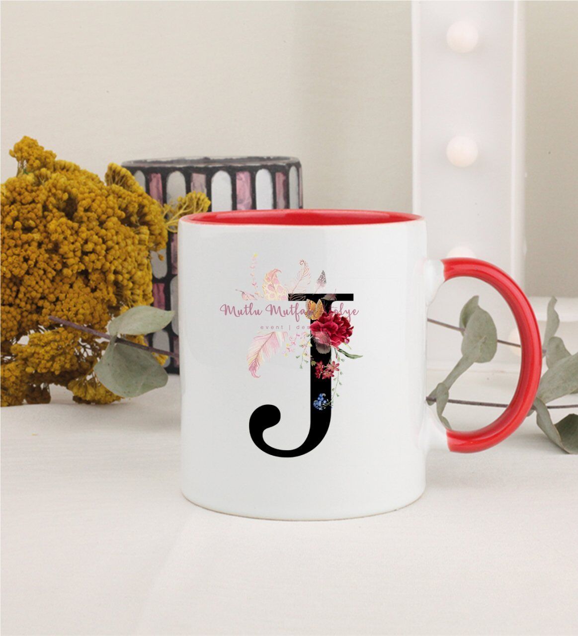 J Harfi Çiçek Desenli Kırmızı Kupa Bardak