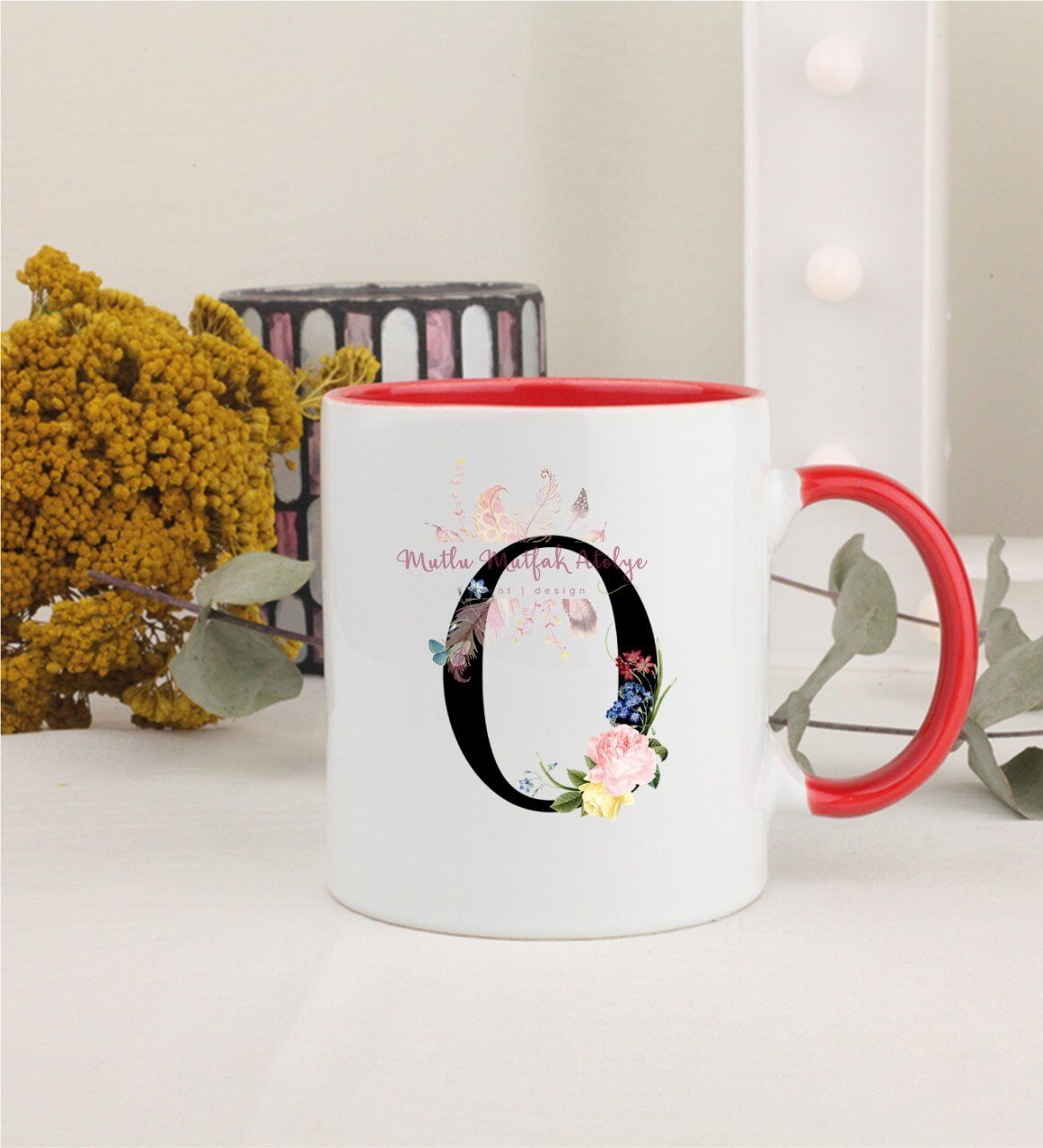 O Harfi Çiçek Desenli Kırmızı Kupa Bardak