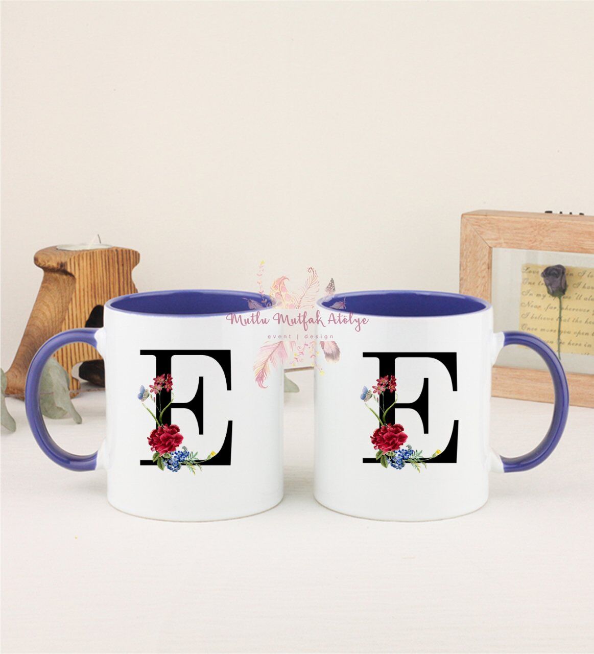 E Harfi Çiçek Desenli İkili Lacivert Kupa Bardak