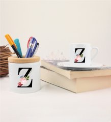 Z Harfi Çiçek Desenli Kalemlik ve Türk Kahvesi Fincanı