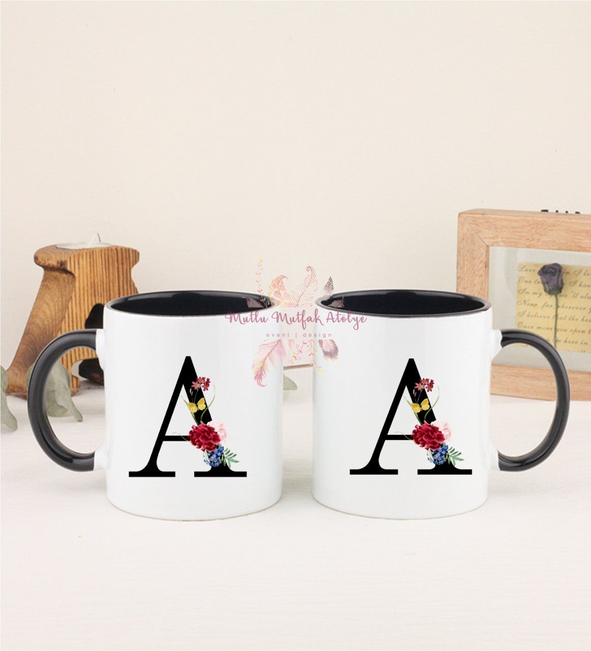 A Harfi Çiçek Desenliİkili Siyah Kupa Bardak