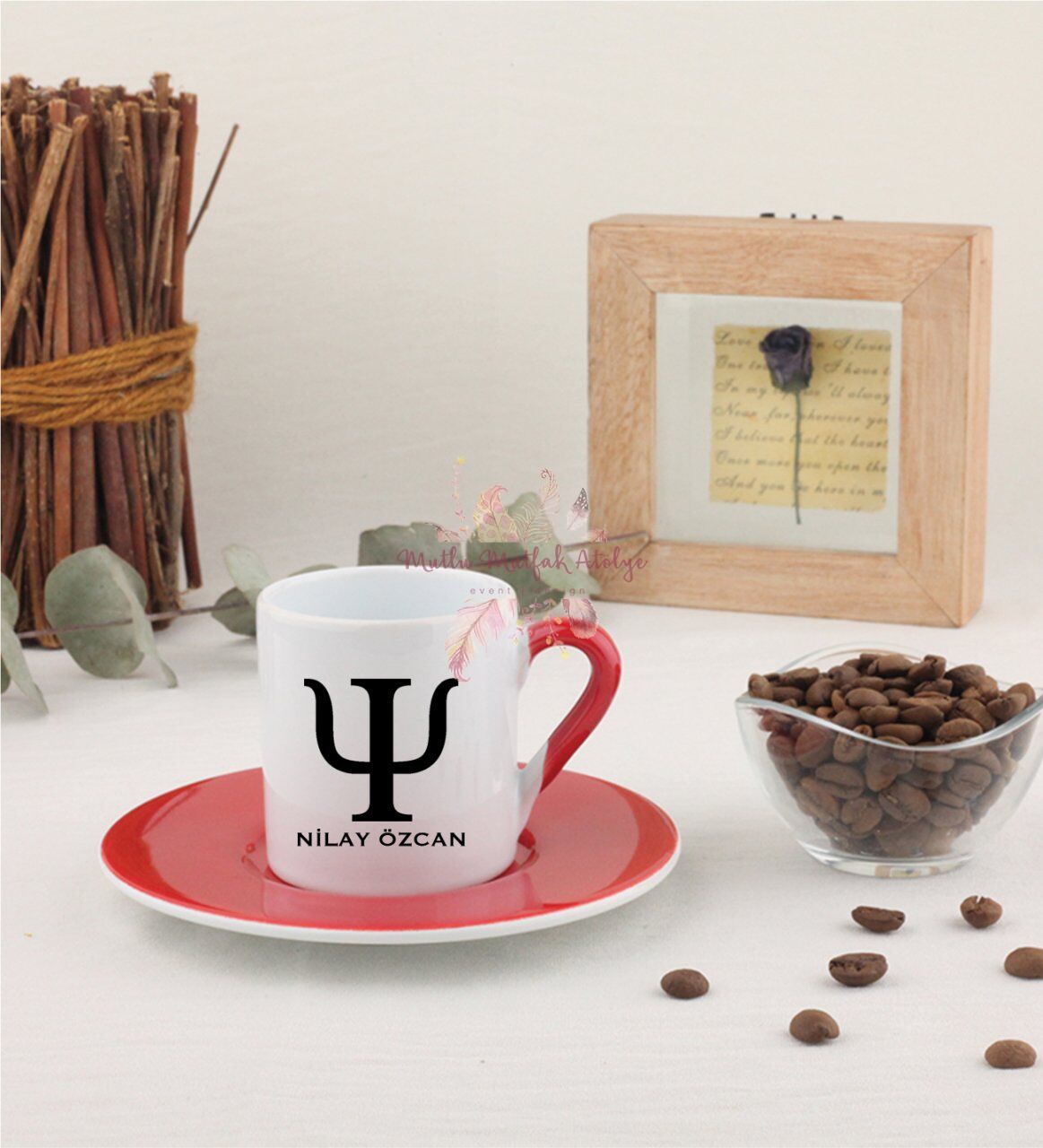 Kişiye Özel Psikolog Kırmızı Türk Kahvesi Fincanı