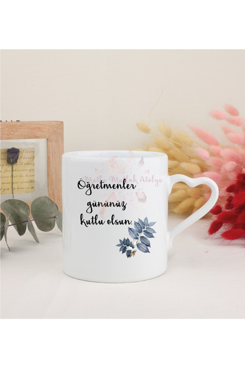 Öğretmenler Günü Hediyesi  Beyaz Kalpli Kupa Bardak