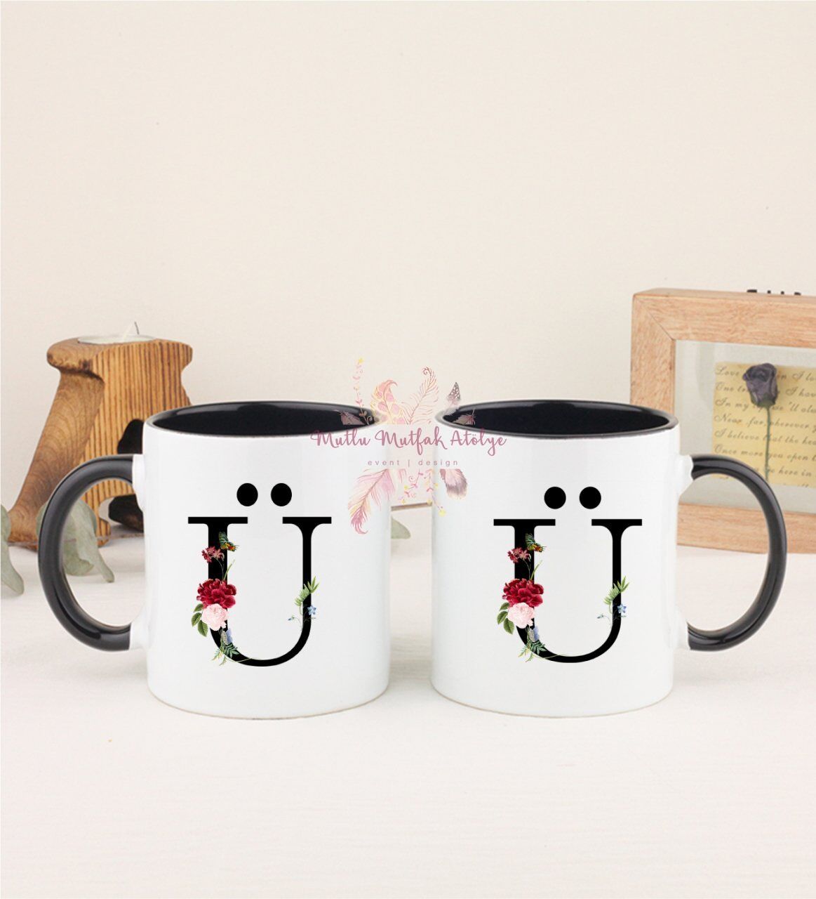 Ü Harfi Çiçek Desenli İkili Siyah Kupa Bardak