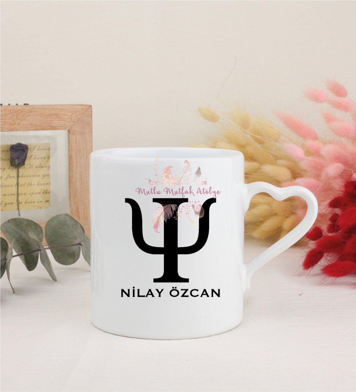 Kişiye Özel Psikolog Beyaz Kalpli Kupa Bardak