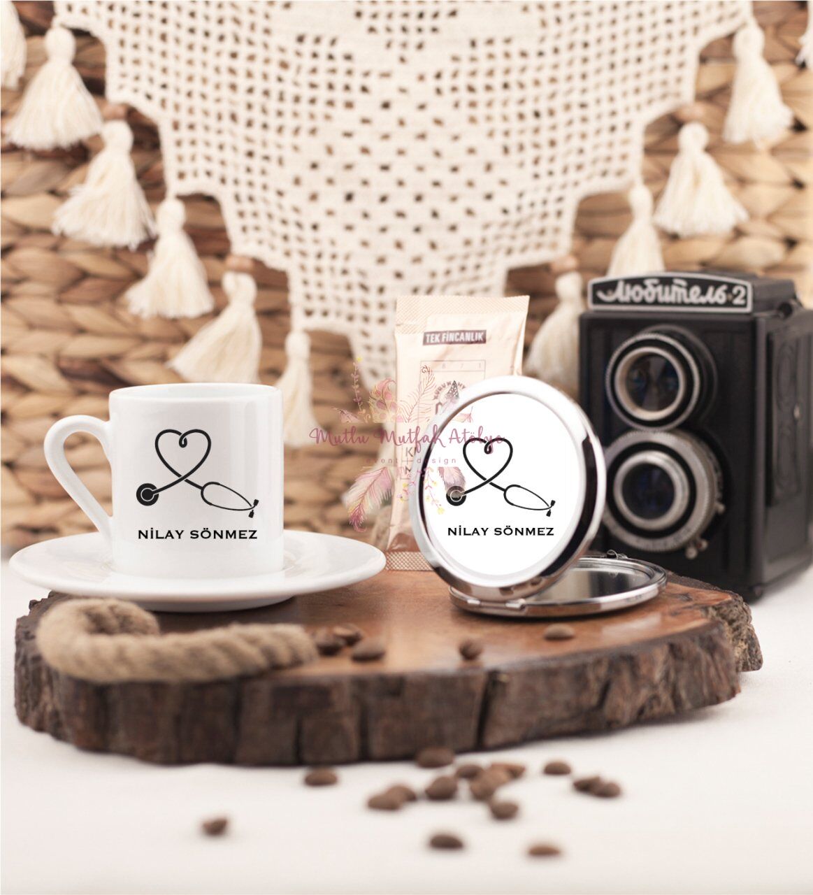 Kişiye Özel Hemşire Aynalı Kahve Fincanı