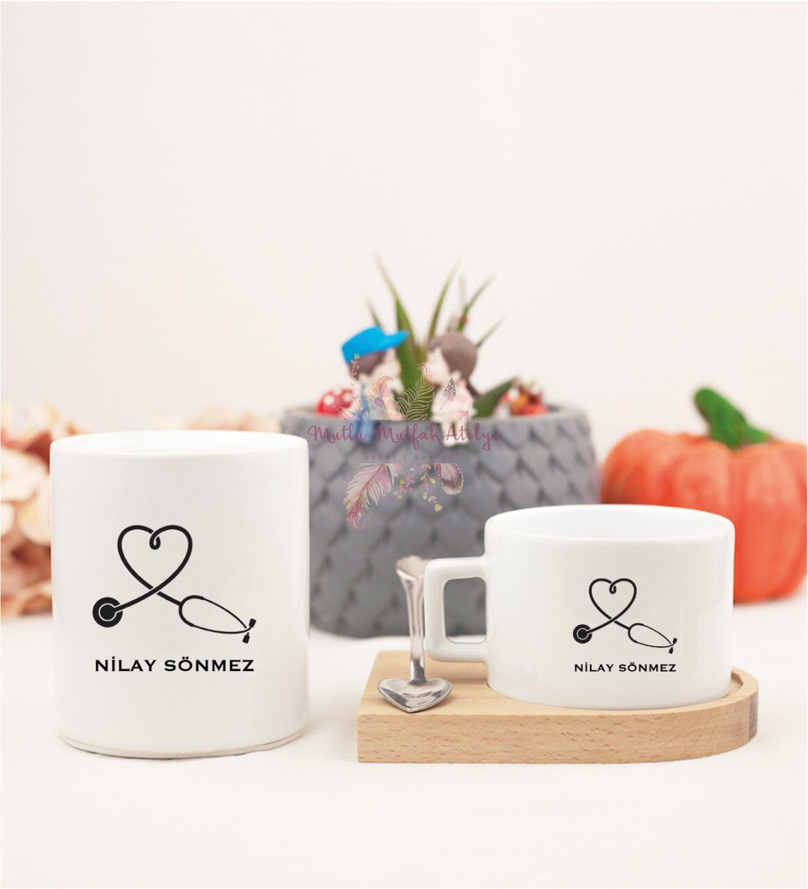 Kişiye Özel Hemşire Ahşap Altlıklı Fincan ve Kumbara
