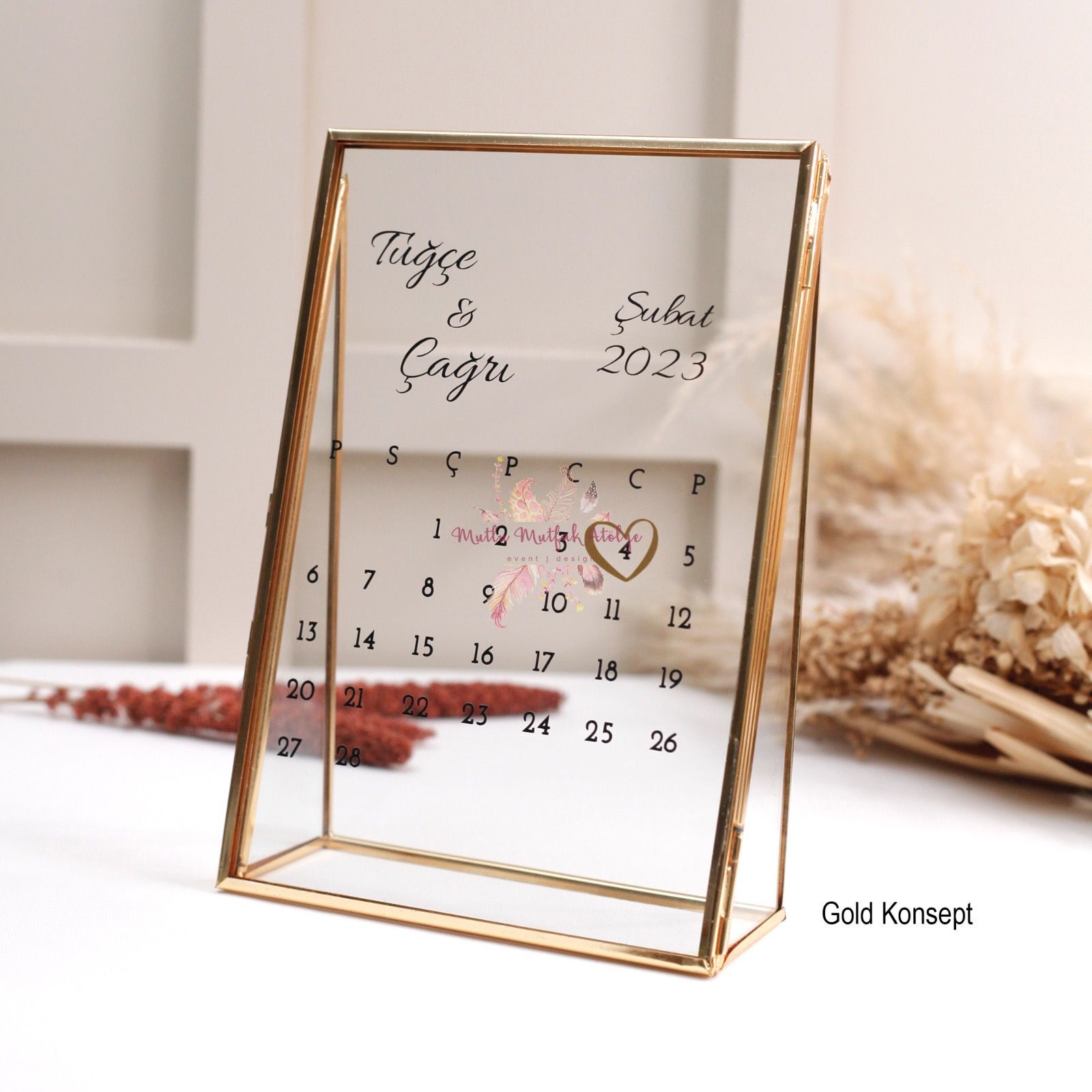 Çerçeveli Çiçekli Cam Masaüstü İsimlik