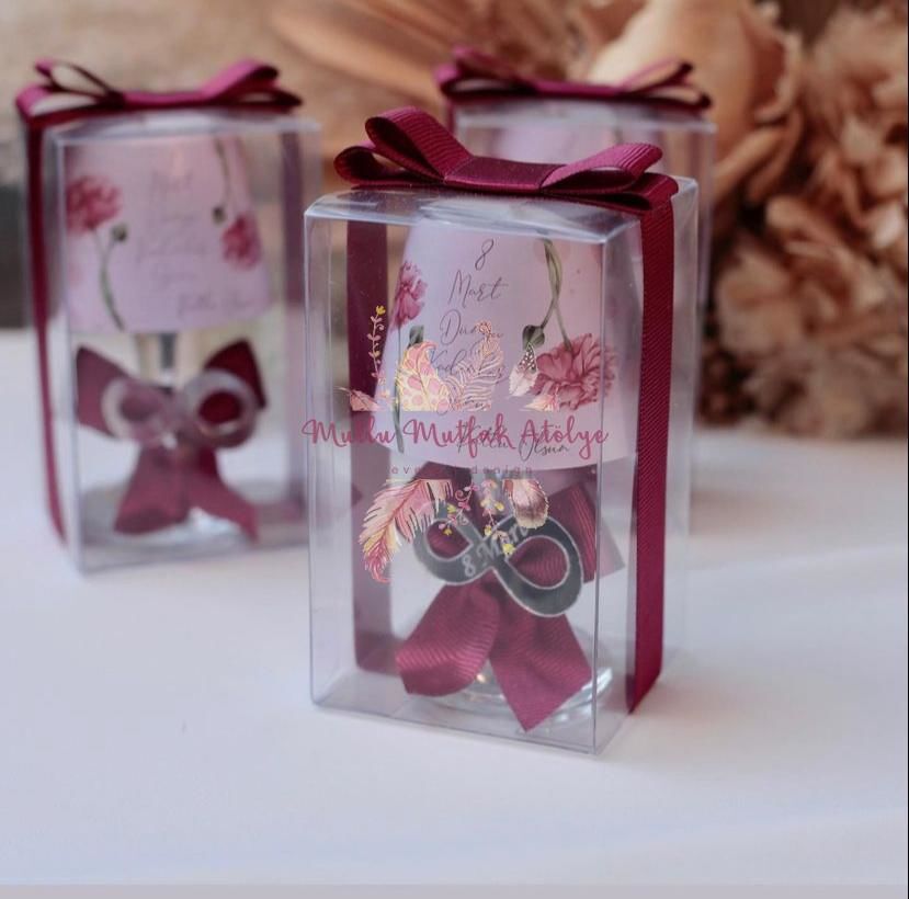 8 Mart Dünya Kadınlar Günü İçin Hediyelik Abajur Mum