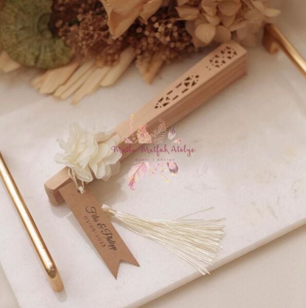 Süslenmiş Bambu Yelpaze