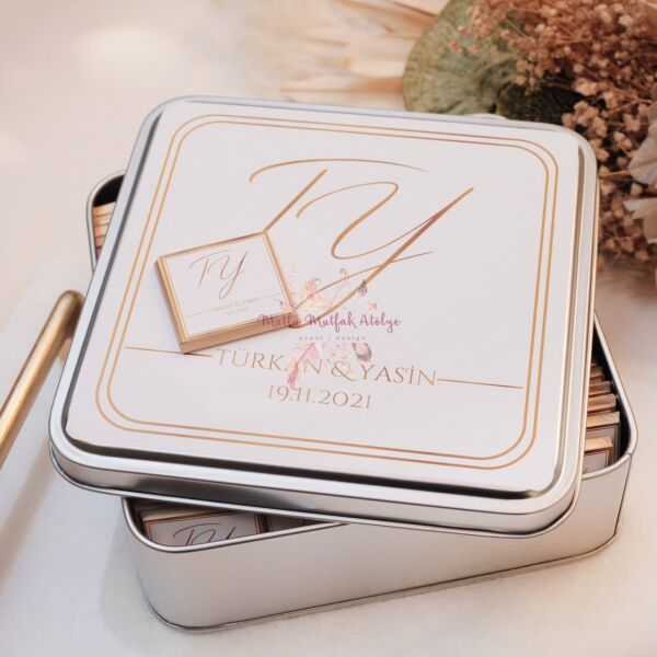 100'lü Metal Kutulu Çikolata