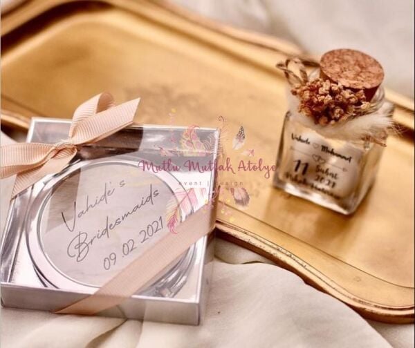 Hediyelik Ayna Ve Badem Şekeri