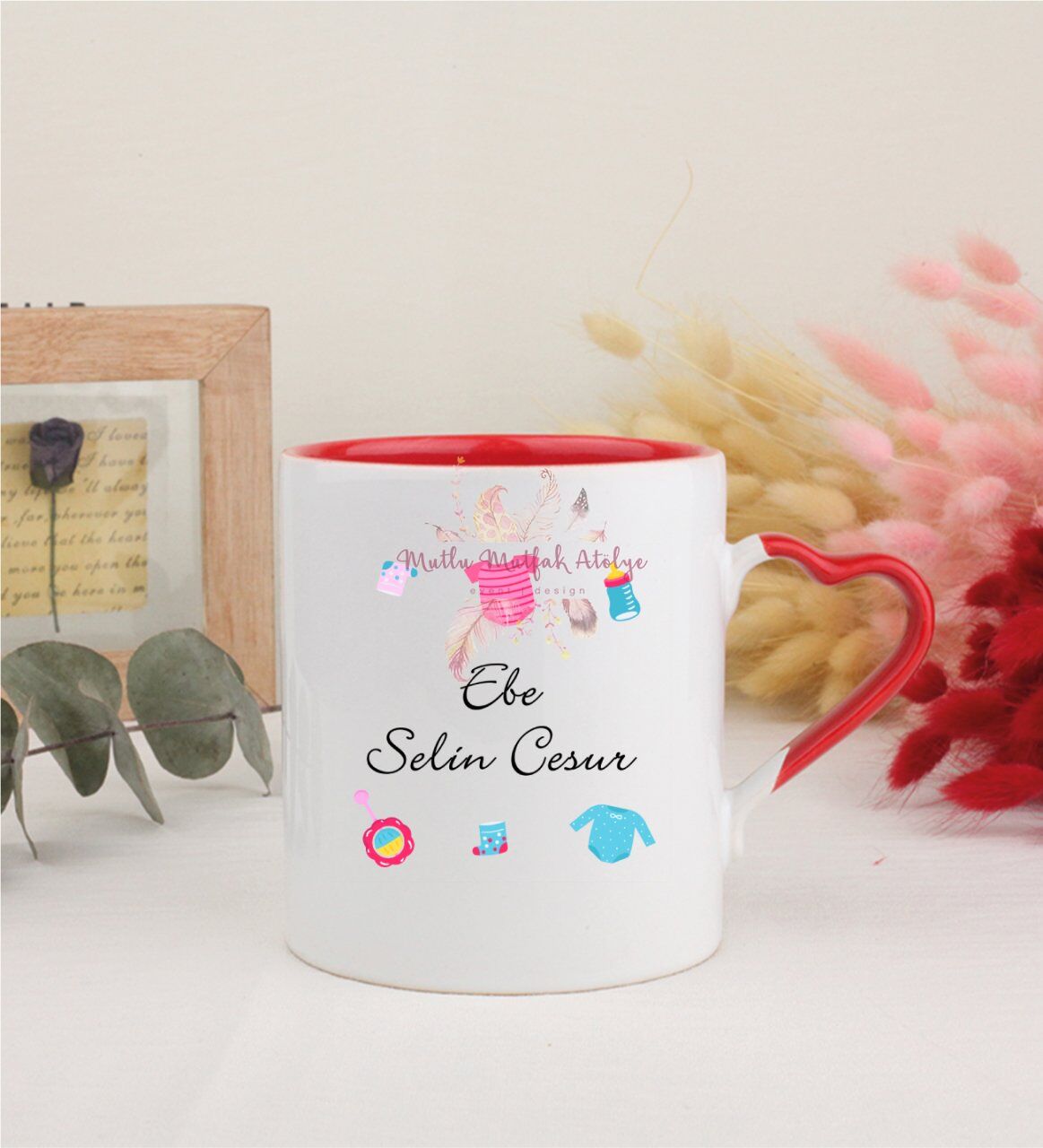 Kişiye Özel Ebe Kırmızı Kalpli Kupa Bardak