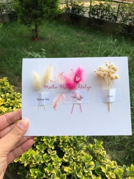 Hediyelik Çiçekli Kutulu Kapaklı Yükseltili Mum Ve Karton Çanta Seti