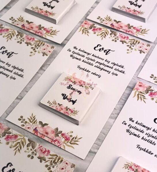 Hediyelik Çikolatalı Kart