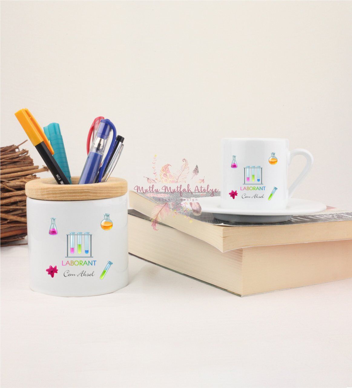 Kişiye Özel Laborant Kalemlik ve Türk Kahvesi Fincanı
