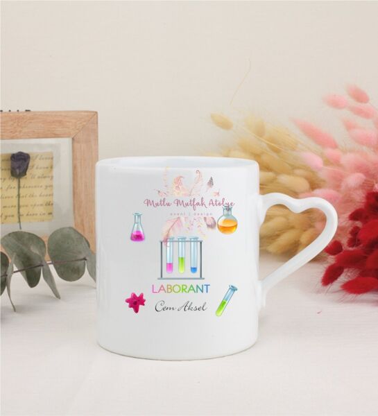 Kişiye Özel Laborant Beyaz Kalpli Kupa Bardak