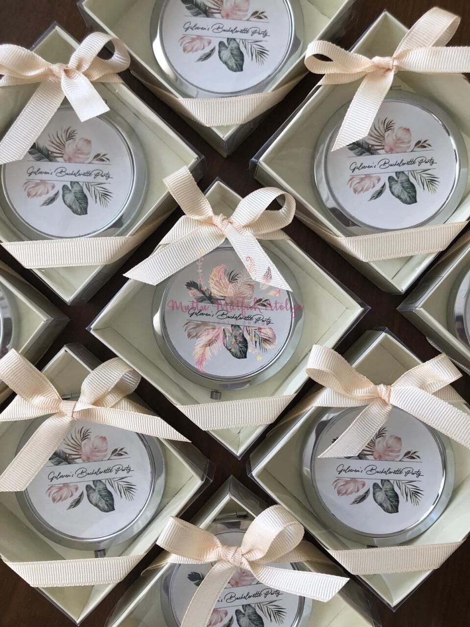 Hediyelik Kapaklı Ayna