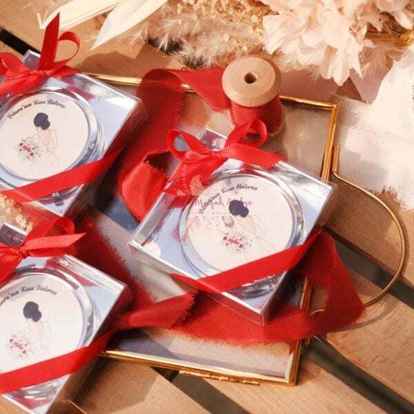 Hediyelik Kapaklı Ayna