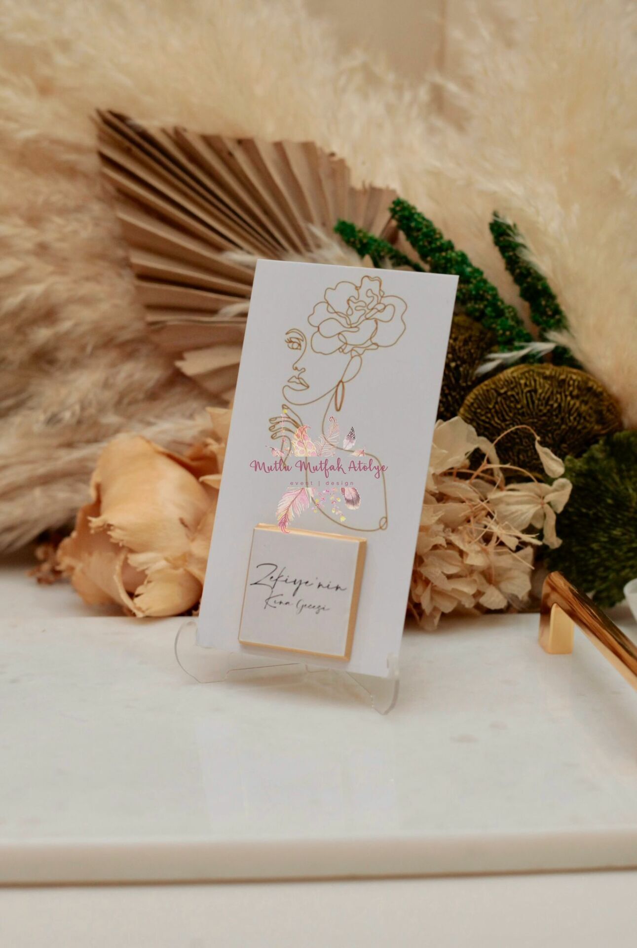 Hediyelik Çikolatalı Kart