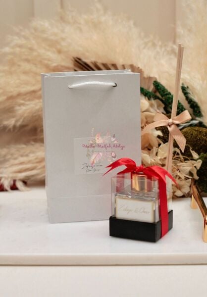 Hediyelik Oda Kokusu Ve Karton Çanta Seti