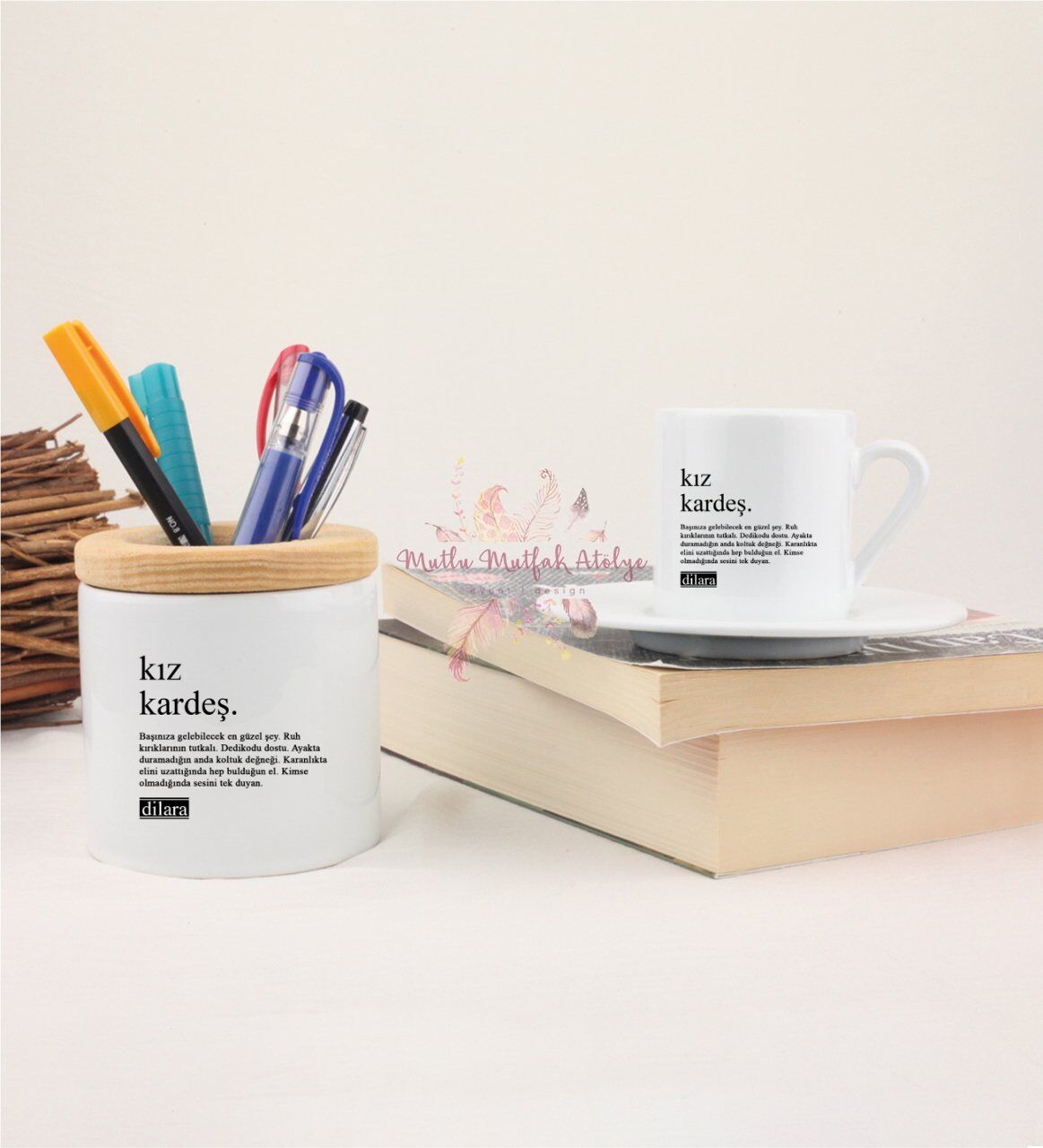 Kişiye Özel Kız Kardeş Fotoğraflı Kalemlik ve Türk Kahvesi Fincanı