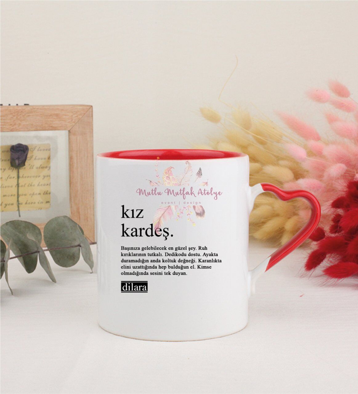 Kişiye Özel Kız Kardeş Fotoğraflı Kırmızı Kalpli Kupa Bardak