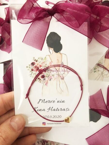 Hediyelik Şans Bilekliği Beyaz Elbiseli