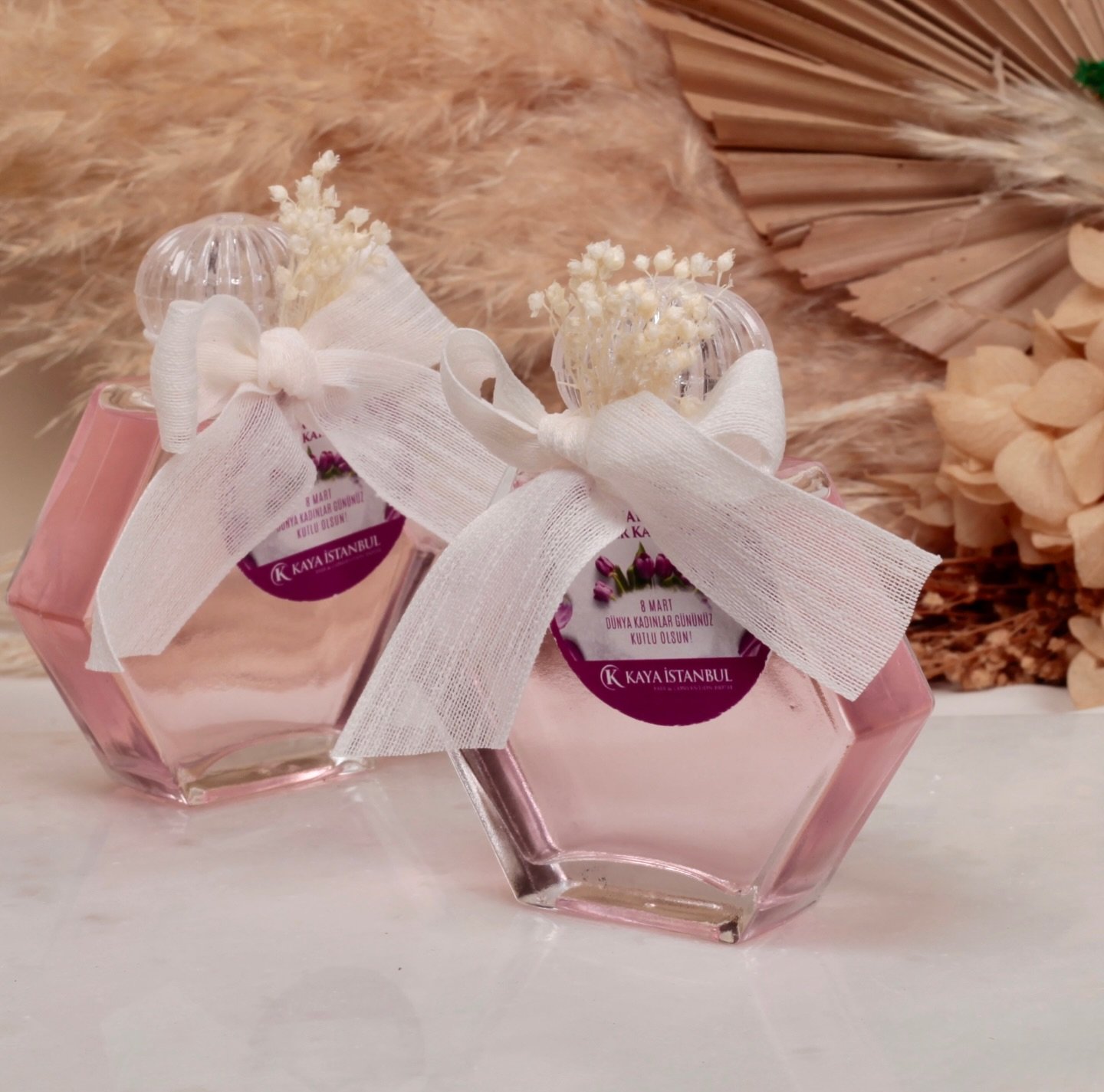 Kadınlar Günü Kolonya Hediyeliği